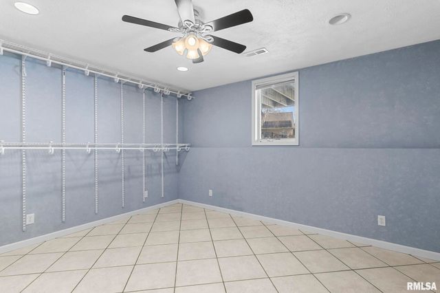 6501 WINTERBERRY Lane, Springfield, IL 62712