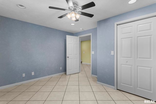 6501 WINTERBERRY Lane, Springfield, IL 62712