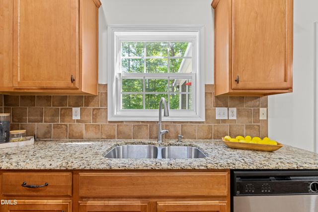 611 October Glory Lane, Apex, NC 27539