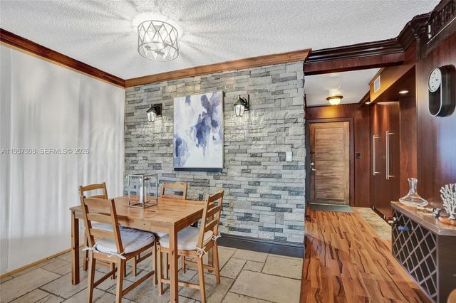 1000 NE 12th Ave 505, Hallandale Beach, FL 33009