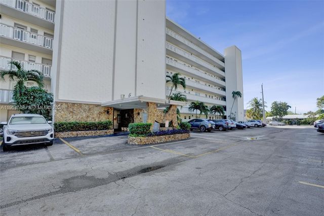 1000 NE 12th Ave 505, Hallandale Beach, FL 33009