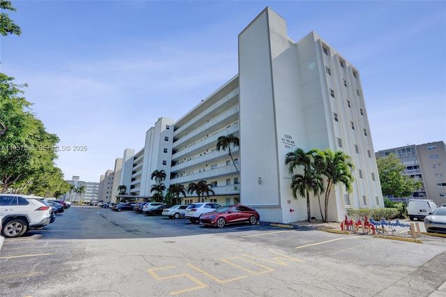 1000 NE 12th Ave 505, Hallandale Beach, FL 33009