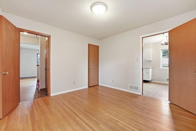 2213 Dellridge Avenue, Saint Paul, MN 55119
