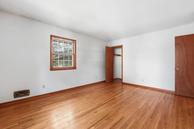2213 Dellridge Avenue, Saint Paul, MN 55119