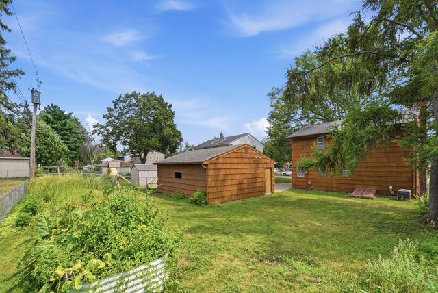 2213 Dellridge Avenue, Saint Paul, MN 55119