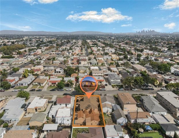 1530 W 81st Street, Los Angeles, CA 90047