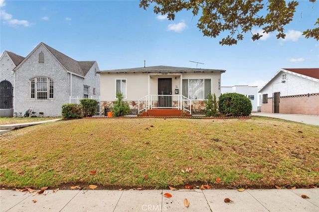 1530 W 81st Street, Los Angeles, CA 90047