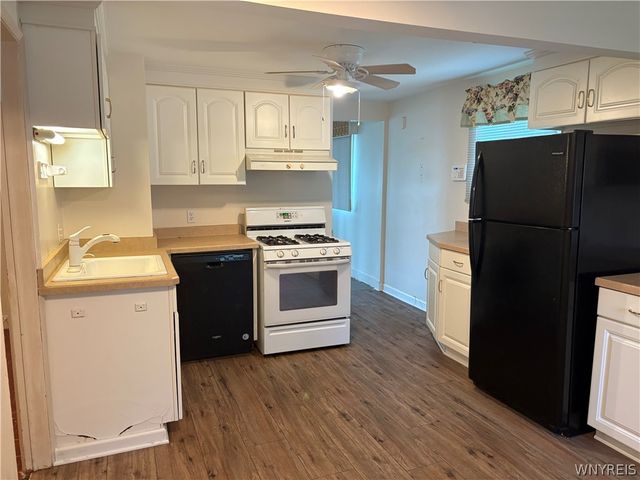 125 Hartford Avenue, Tonawanda, NY 14223