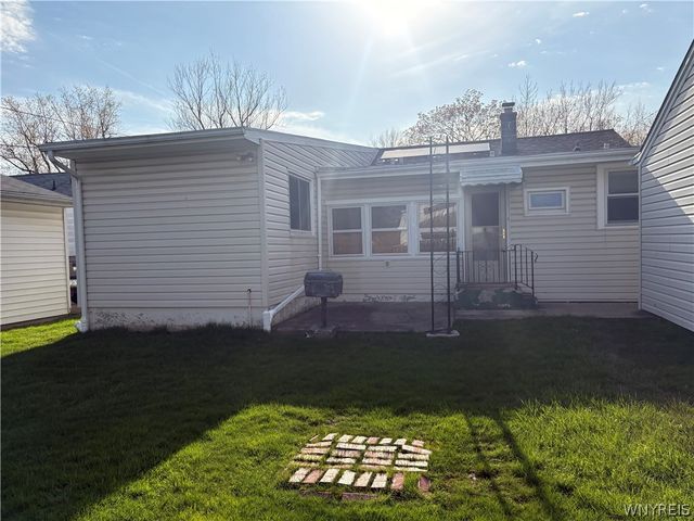 125 Hartford Avenue, Tonawanda, NY 14223