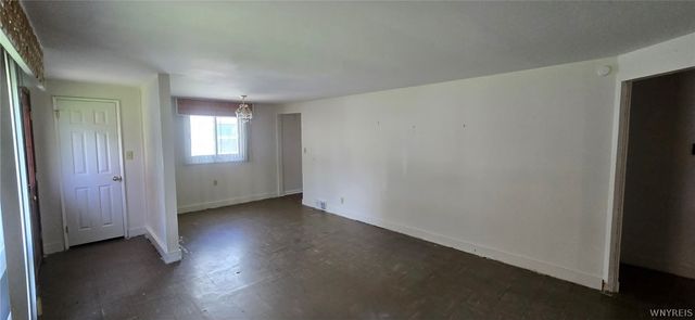 125 Hartford Avenue, Tonawanda, NY 14223