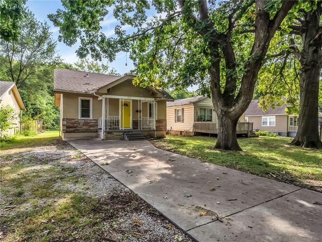 2419 S Vermont Avenue, Independence, MO 64052