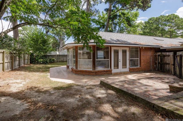 921 Briarrose Dr, Baton Rouge, LA 70810