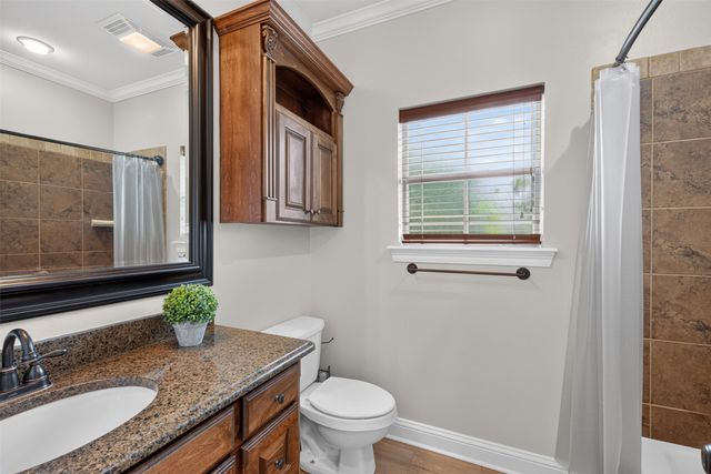 2910 Long Lake Drive, Shreveport, LA 71106