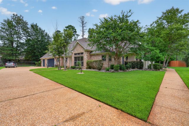 2910 Long Lake Drive, Shreveport, LA 71106