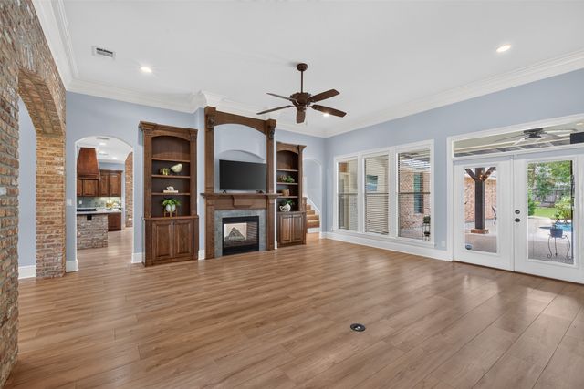 2910 Long Lake Drive, Shreveport, LA 71106
