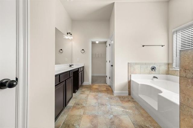 3257 Alhambra Circle, Hampton, GA 30228