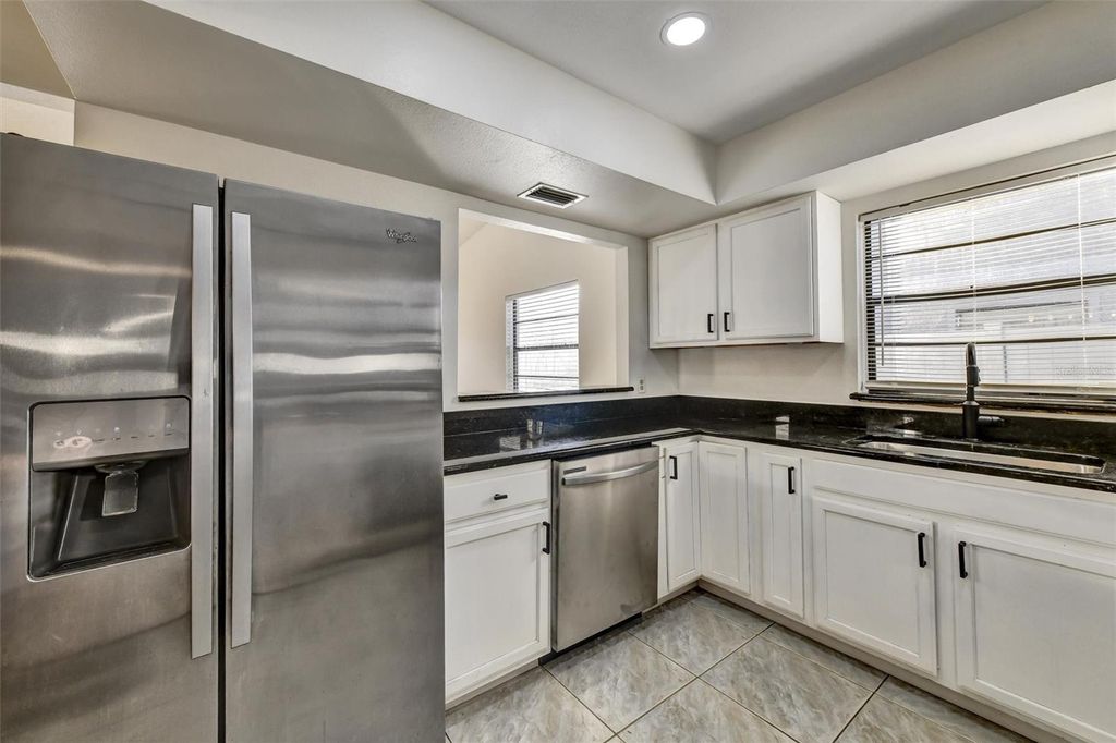 Image 16 of property listing at 6539 SEAFAIRER DRIVE, Tampa, FL 33615