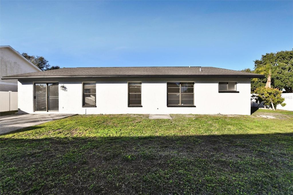 Image 41 of property listing at 6539 SEAFAIRER DRIVE, Tampa, FL 33615