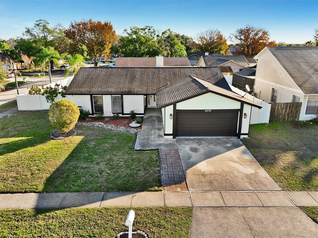 Image 47 of property listing at 6539 SEAFAIRER DRIVE, Tampa, FL 33615