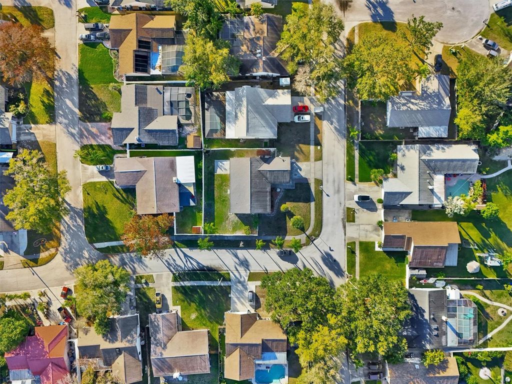 Image 52 of property listing at 6539 SEAFAIRER DRIVE, Tampa, FL 33615