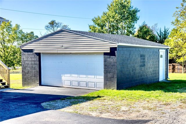 1435 Connellsville Rd, North Union Twp, PA 15456
