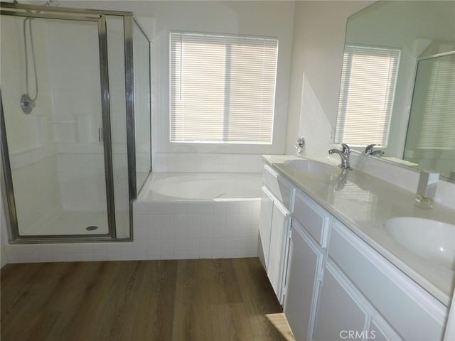 11765 Winewood, Victorville, CA 92392