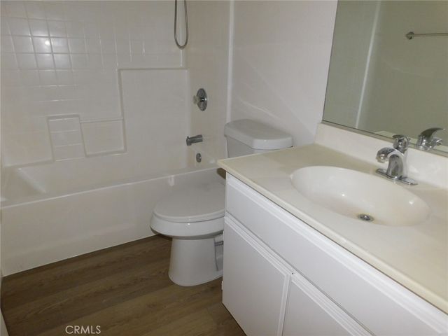 11765 Winewood, Victorville, CA 92392