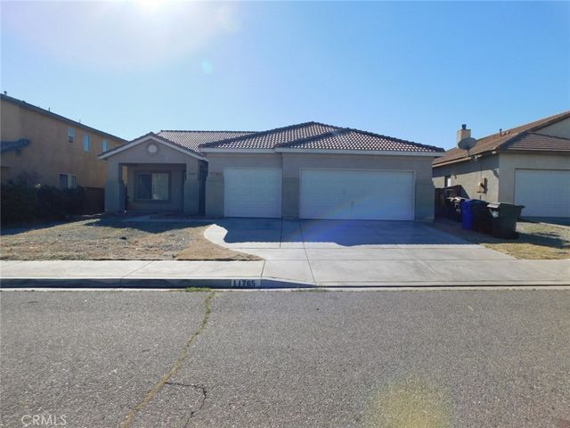11765 Winewood, Victorville, CA 92392