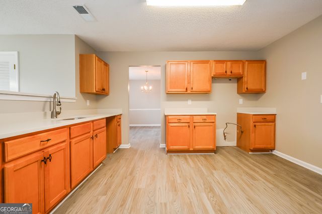 1707 Deer Crossing Way, Jonesboro, GA 30236