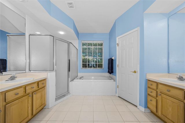 2225 LONGMORE CIRCLE, Valrico, FL 33596