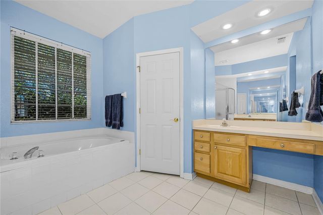 2225 LONGMORE CIRCLE, Valrico, FL 33596