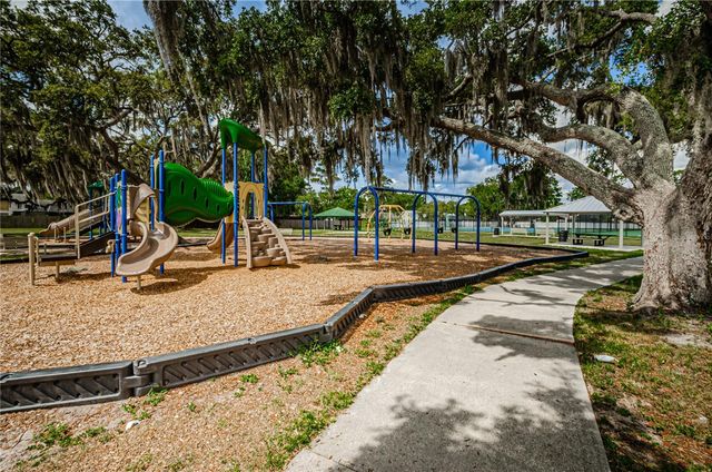 2225 LONGMORE CIRCLE, Valrico, FL 33596