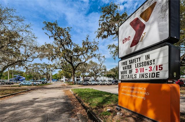 2225 LONGMORE CIRCLE, Valrico, FL 33596