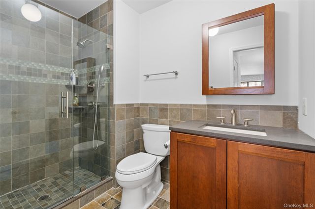 113 Foxwood Circle, Mount Kisco, NY 10549