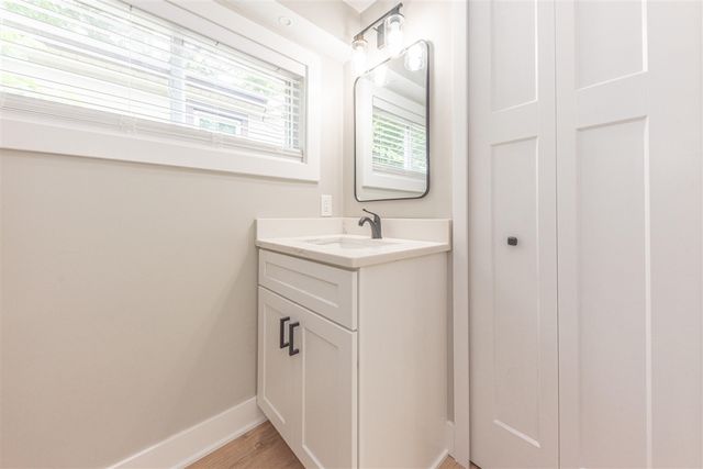 5050 Grover Drive, Brighton, MI 48116