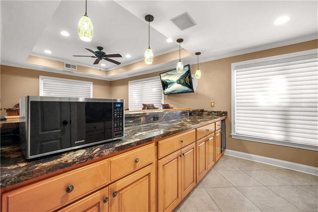 990 Autumn Close, Alpharetta, GA 30004