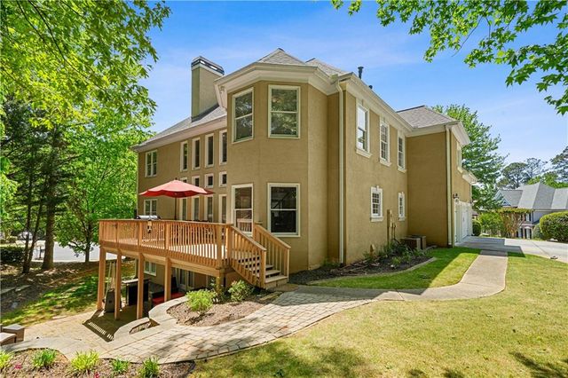 990 Autumn Close, Alpharetta, GA 30004