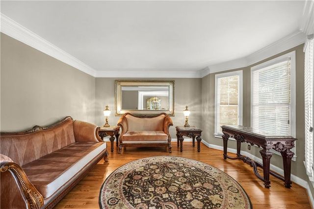 990 Autumn Close, Alpharetta, GA 30004
