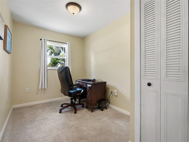 975 N BOSTON AVENUE, Deland, FL 32724