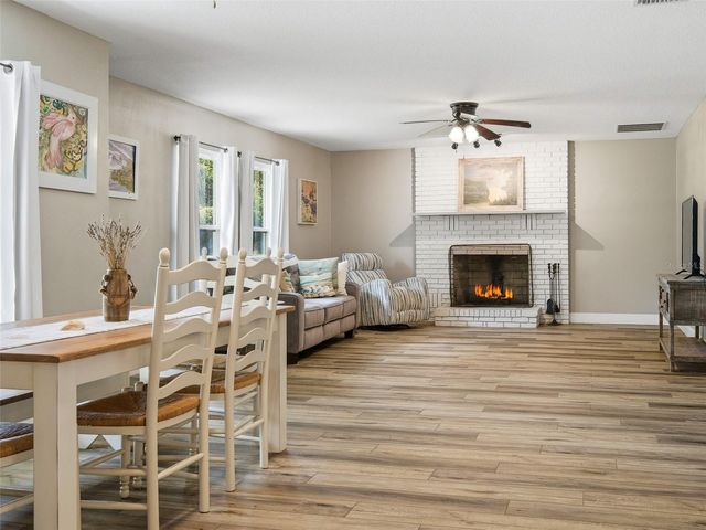 975 N BOSTON AVENUE, Deland, FL 32724