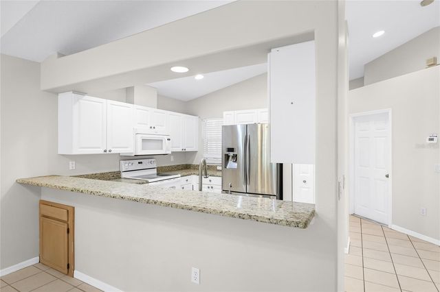 7317 ELEANOR CIRCLE 176, Sarasota, FL 34243