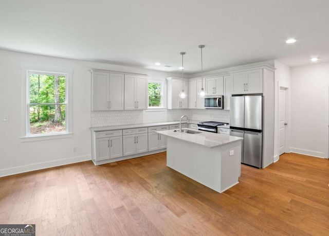 2714 Eagles Crest Lane, Decatur, GA 30034