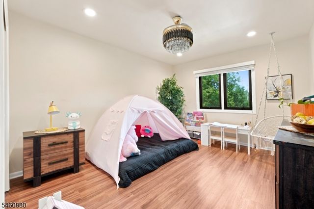 2 Sweet Briar Ct, Montgomery Twp., NJ 08502