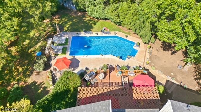 2 Sweet Briar Ct, Montgomery Twp., NJ 08502