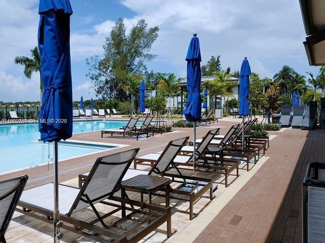 20800 NE 5th Court, Miami, FL 33179