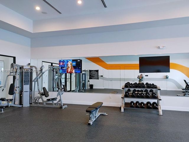 20800 NE 5th Court, Miami, FL 33179