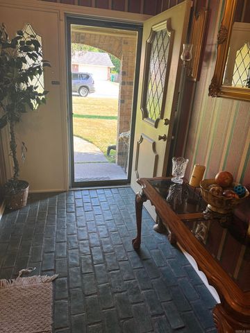 2109 MONTICELLO Court, Pine Bluff, AR 71603