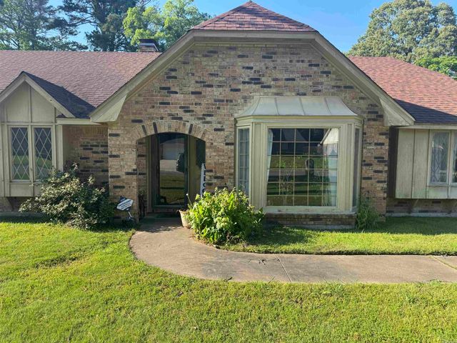 2109 MONTICELLO Court, Pine Bluff, AR 71603
