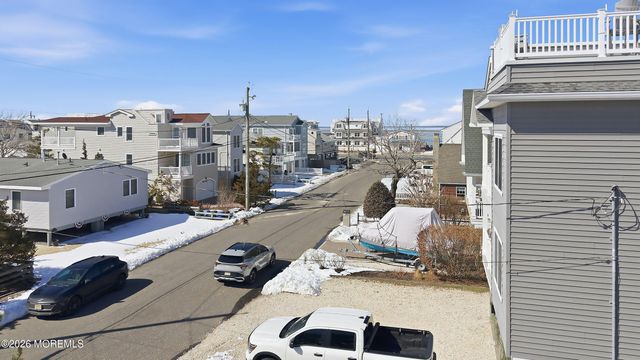 27 E 27th Street, Long Beach Twp, NJ 08008