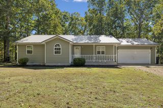 414 Honeysuckle Ln, Hohenwald, TN 38462